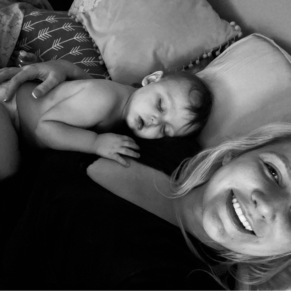 Meet your Posher, Ciera - Picture 3 of 3